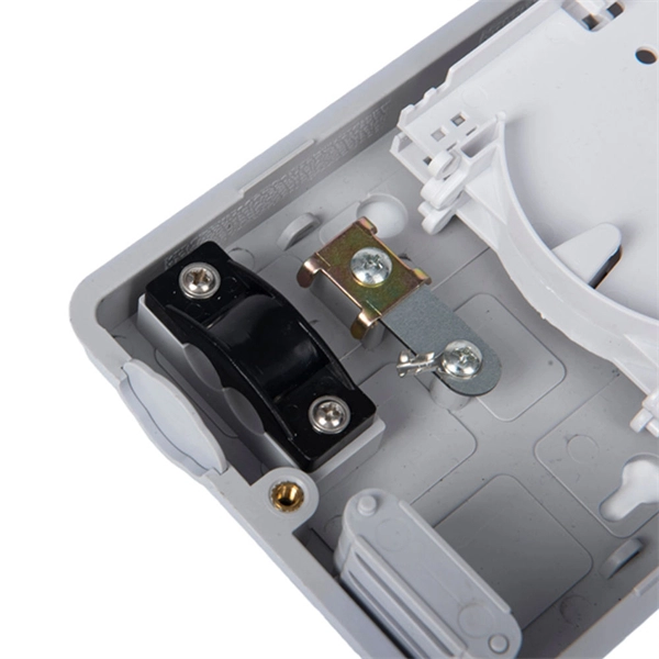 How long can an optical cable port be used 