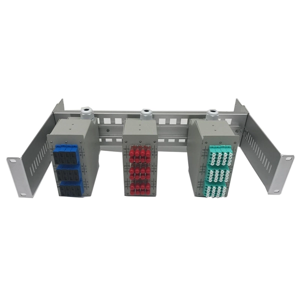 Slots and ports of the optical splitter