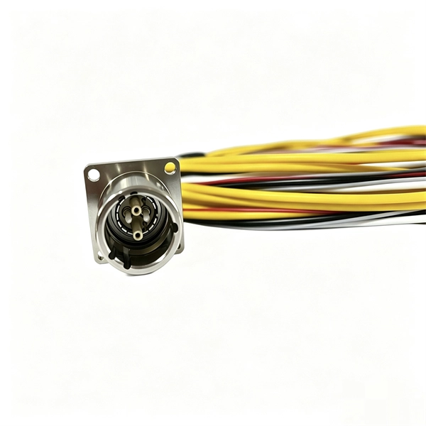 Power Distribution Box with External Screen