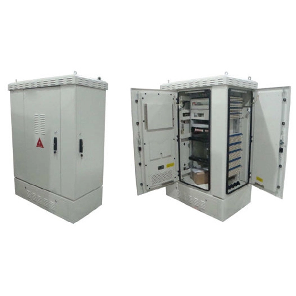 Connection between fiber optic patch panel and dual-core fiber optic patch cord