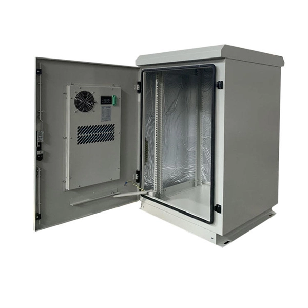 Which type of distribution box has power 
