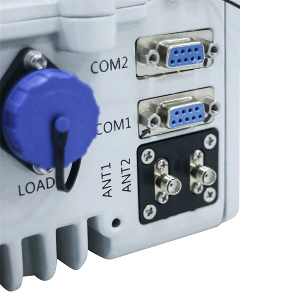 How to connect a four-core fiber optic cable 