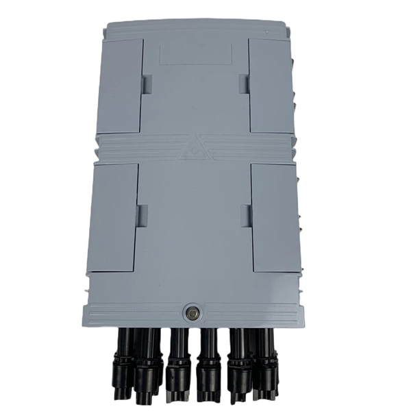 Voltage-type relay protection device