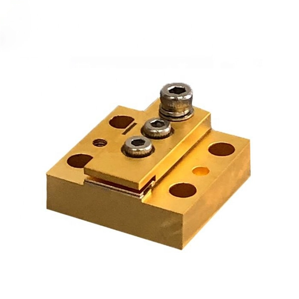 Home-entry type 4-core optical fiber terminal box
