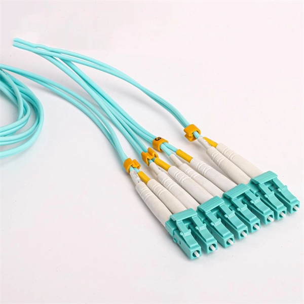 How to use the fiber optic cable terminal box