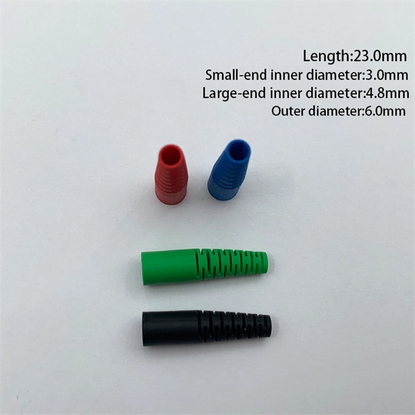 Standard dimensions for cable tray tees with ramps