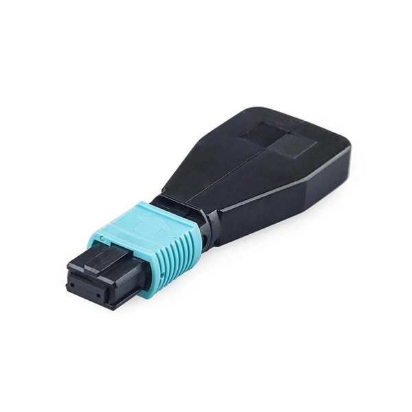 The ground wire in the distribution box s wiring junction is short-circuited 