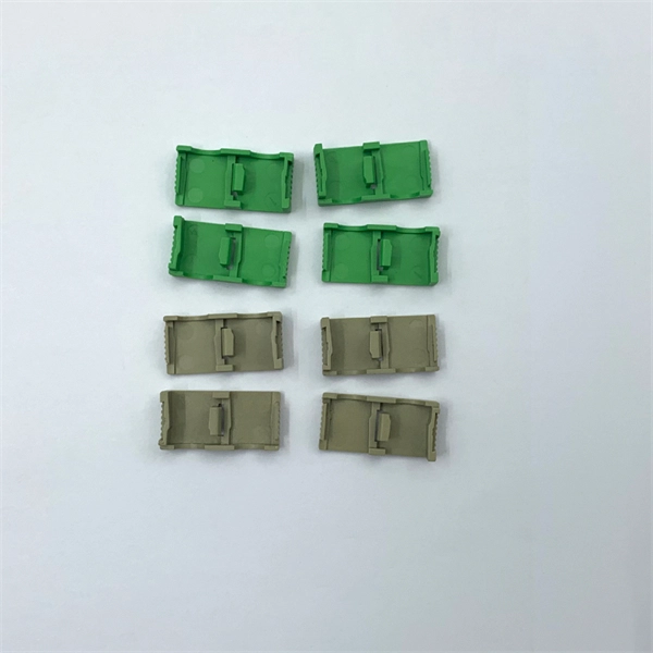 Household electrical distribution box mounting nuts