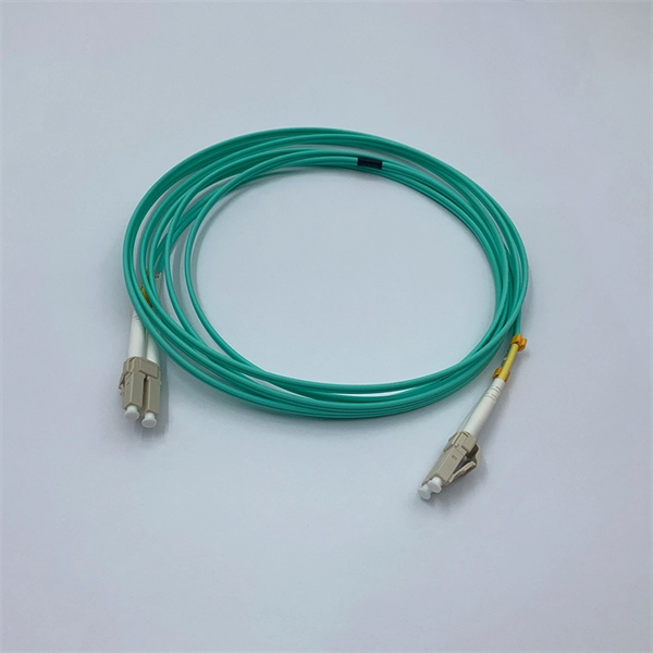 Mechanical optical attenuator