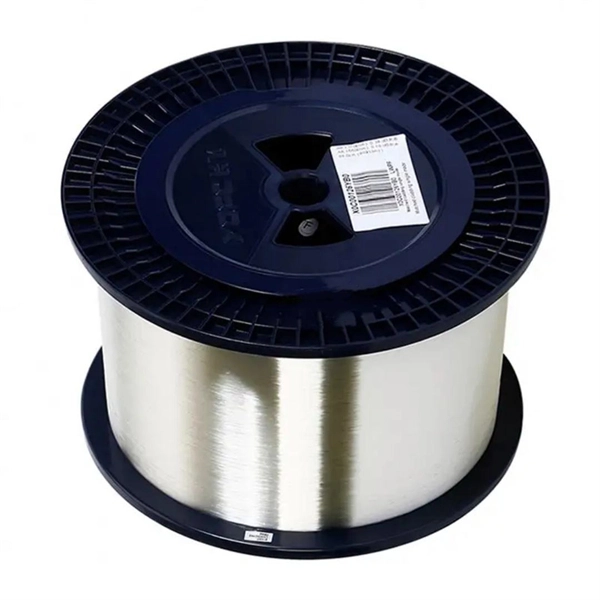 What thickness of wire should be used in a household electrical distribution box 