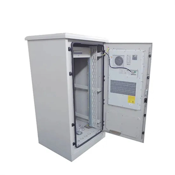 Connecting horizontal cable trays to wall-mounted cable trays