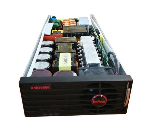 Diagram showing the installation direction of the main control panel for the distribution box